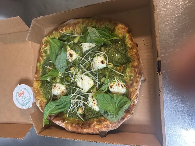 PESTO MARGHERITA PIZZA.