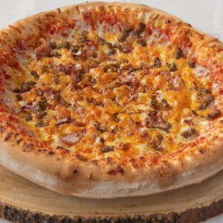  Bacon Cheeseburger Gourmet Pizza 