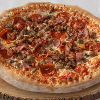 Large Gourmet Pizza & 10 Wings