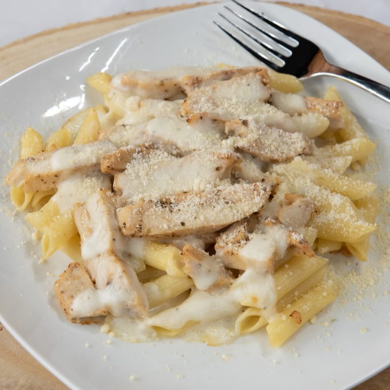 Delicious Chicken Alfredo